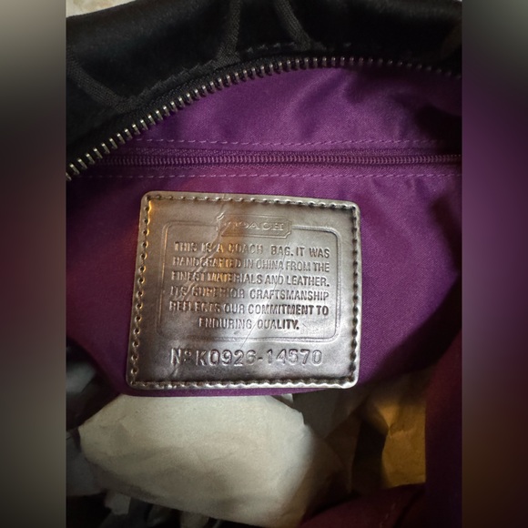 COACH POPPY Black Shoulder Bag w/ Crossbody Strap & Front Pockets - Picture 5 of 7